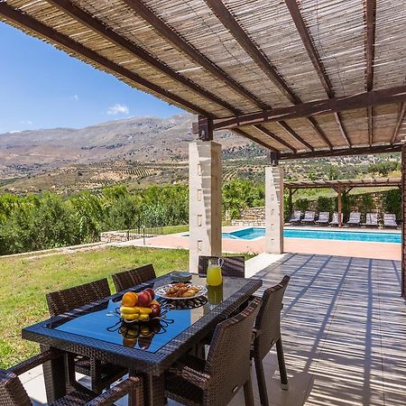 Poseidon Villa, Nestled In The Picturesque South, By Thinkvilla Lefkogeia Exterior foto